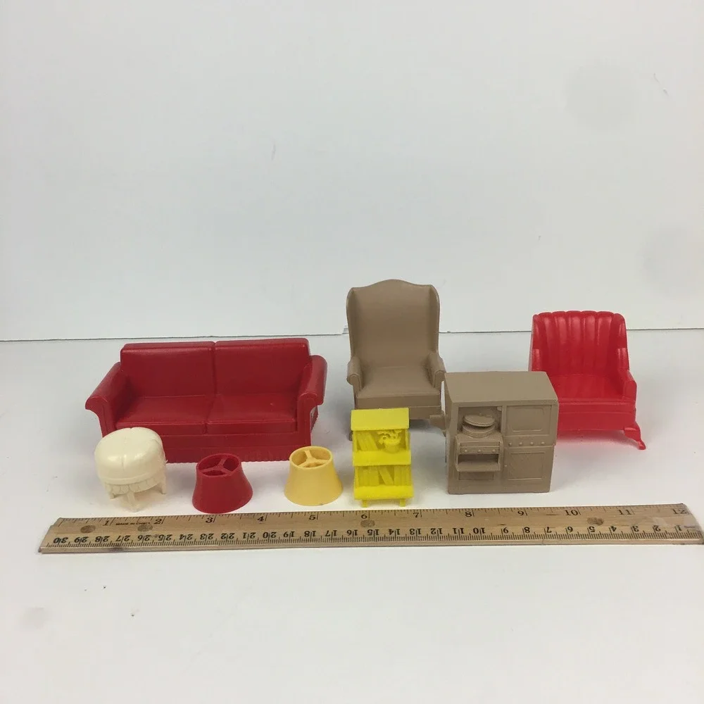 Marx Random 19 Vtg Plastic Mini Doll Furniture Bedroom Bathroom‎ Yellow Red Tan
